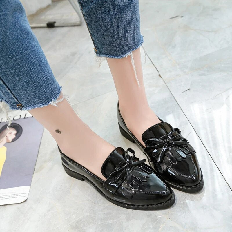 Ddbos Spring Brand Shoes Woman Casual Tassel Bow Pointed Toe Black Oxford Shoes for Women Flats Comfortable Slip on Women Shoes