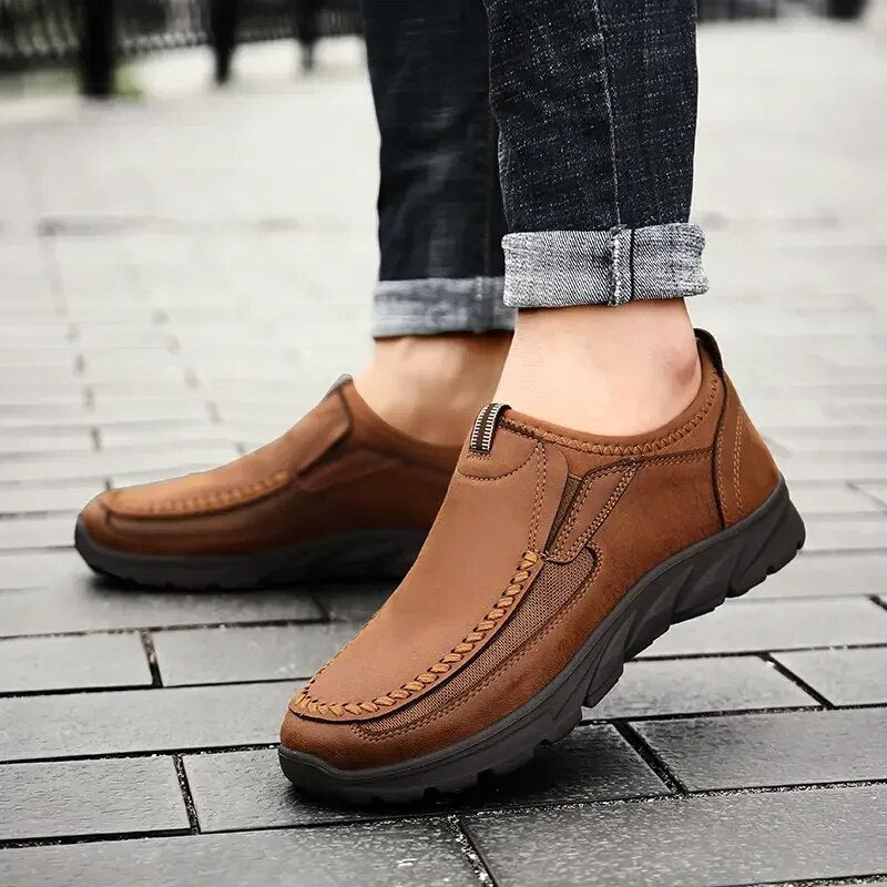 Ddbos Men Casual Shoes Luxury Brand Fashion Mens Loafers Moccasins Breathable Slip on Retro Driving Shoes Men Leather Sneakers