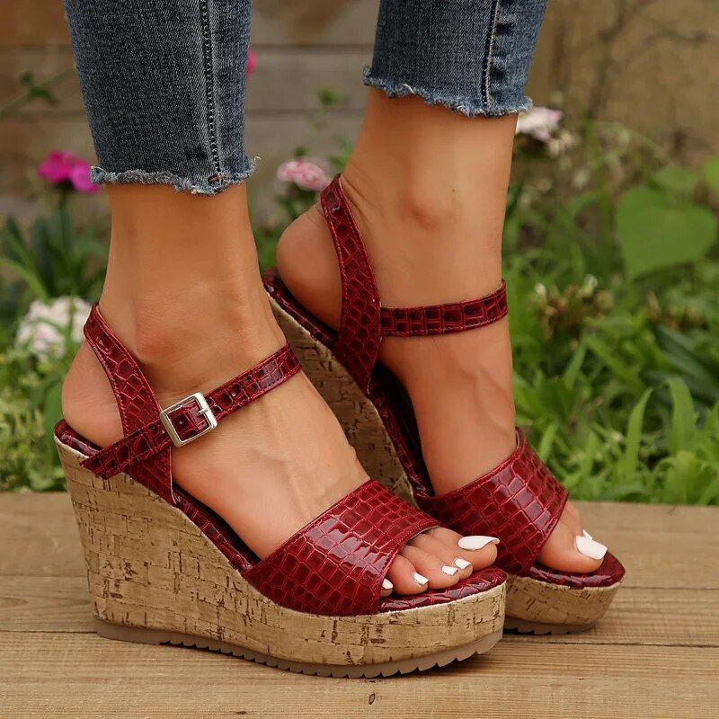 Ddbos Shoes for Women Buckle Strap New Fashion Roman Retro Women's Sandals Summer Wedge Outdoor Casual Ladies Fish Mouth Shoes Zapatos