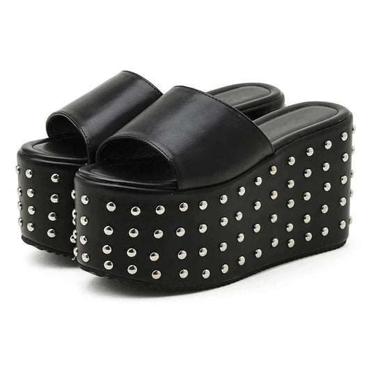 Sexy Rivet Brand Design Comfy Walking Sandals Women Gothic Style Extreme Platform Heel Outdoor Slippers Thick Bottom