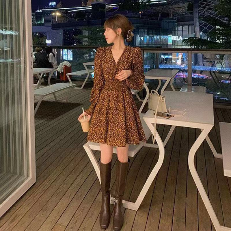 outfits Floral Jumpsuit Spring, Autumn and Winter Korean Style Retro Slimming Small Long Sleeve Bottoming V-neck Skirt