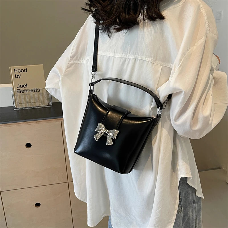 Ddbos Bow Tie Design Pu Leather Shoulder Bags for Women 2024 Winter Fashion Handbags Bucket Crossbody Bag with Short Handle