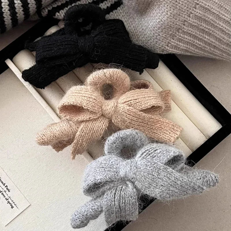 Ddbos Autumn and Winter Plush Bow Grab Clip  Wool Claw Clip Accesorios Para El Cabello  Крабик Для Волос  Hair Accessories for Women