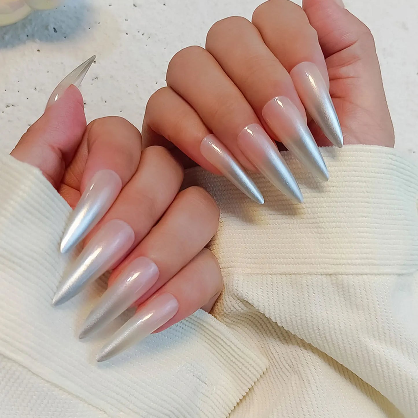 Gold French Press On Nails 24pcs Long Pointed Head Gradient Aurora Fake Nails Wearable Full Cover European Artificial Nail Tips