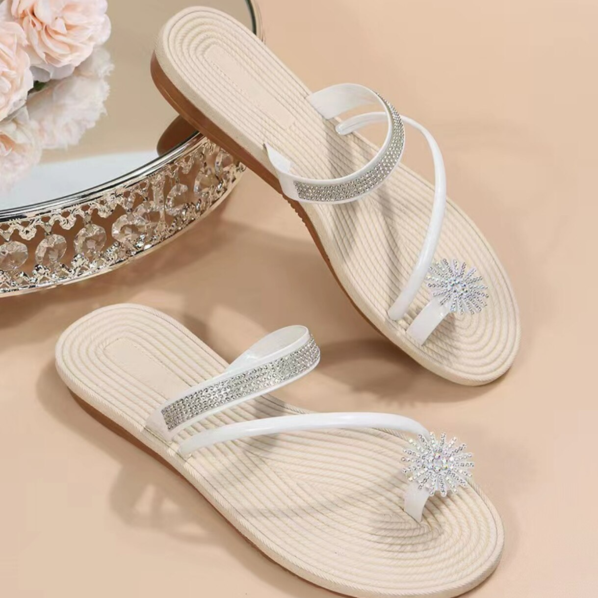Ddbos Flat Sandals for Women Dressy Summer Sparkly Rhinestone Slide Beach Shoes Women's Dress Shoes Bling Trendy Ladies Sandals