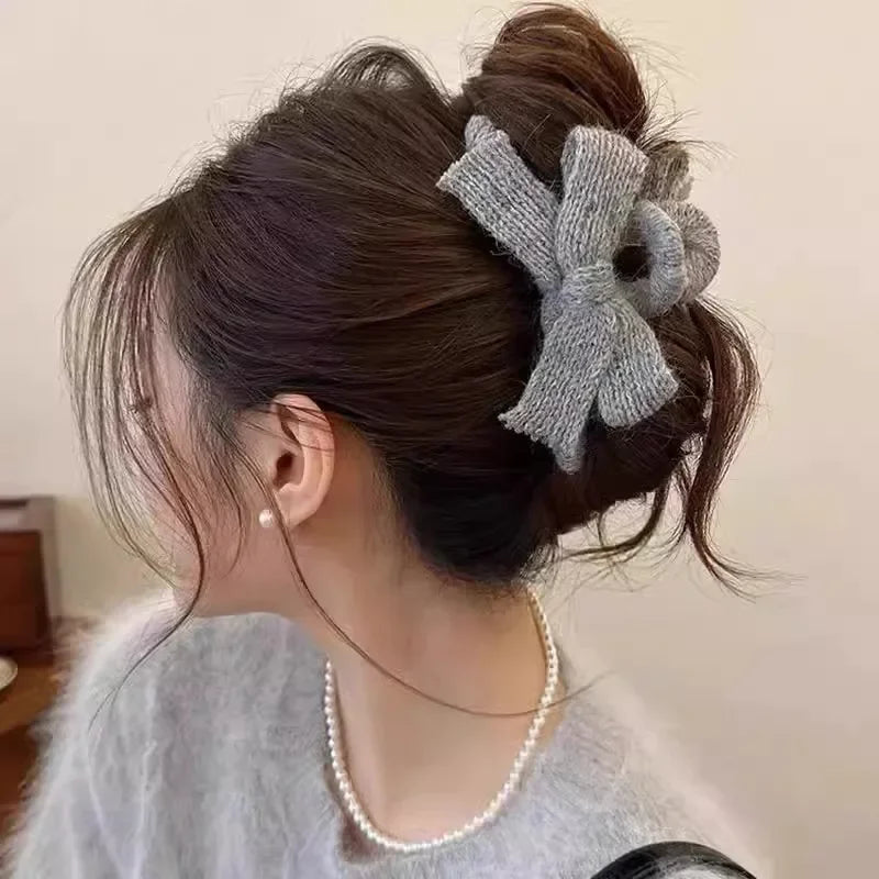 Ddbos Autumn and Winter Plush Bow Grab Clip  Wool Claw Clip Accesorios Para El Cabello  Крабик Для Волос  Hair Accessories for Women