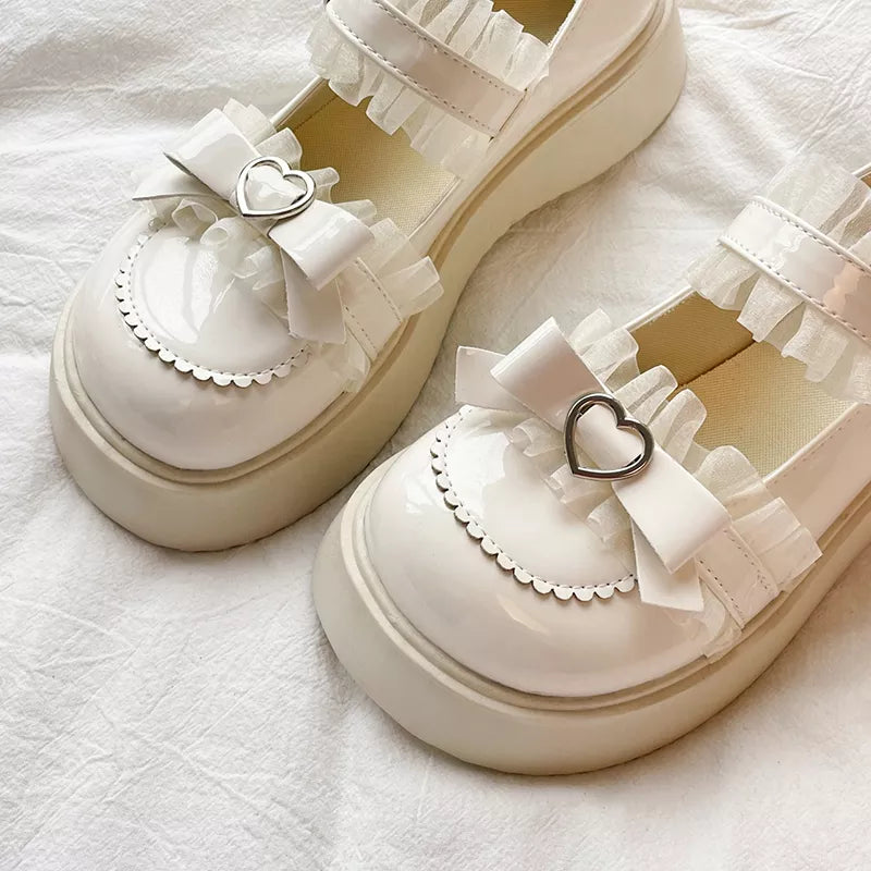 Ddbos Kawaii Lace Bowknot White Lolita Shoes Women Heart Buckle Platform Mary Janes Woman Japanese Style Patent Leather Jk Shoes