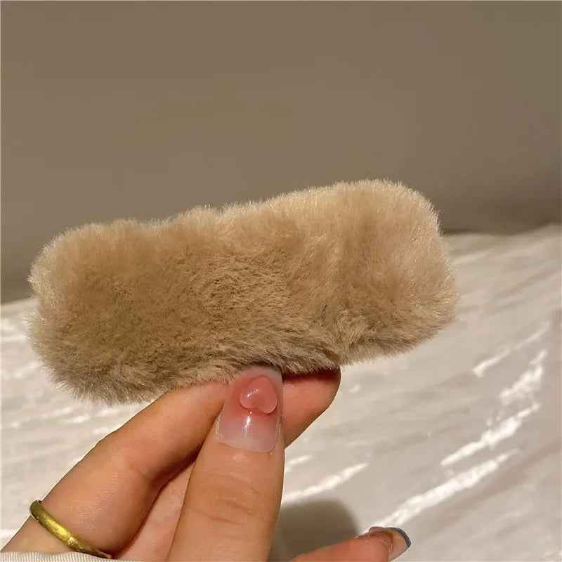 Ddbos Winter Plush Cute Hair Clip Grasping Lamb Children's Broken Hair Pin Clip Headwear Hair Accessories for Girls  Korean Style