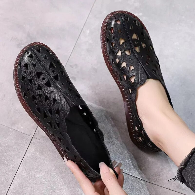 Ddbos Ladies Shoes on Sale New Fashion Breathable Hole Women's Vulcanized Shoes Summer Flat Casual Soft Non-slip Women Sandals