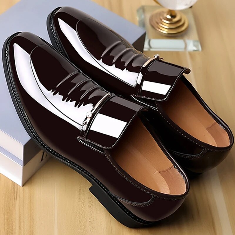 Ddbos Patent PU Leather Shoes for Men Business Shoes Casual Point Toe Slip on Loafers for Men Luxury Party Wedding Plus Size Shoes